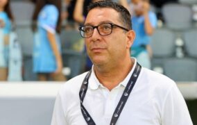 Απεβίωσε ο πατέρας του Χάρη Θεοχάρους