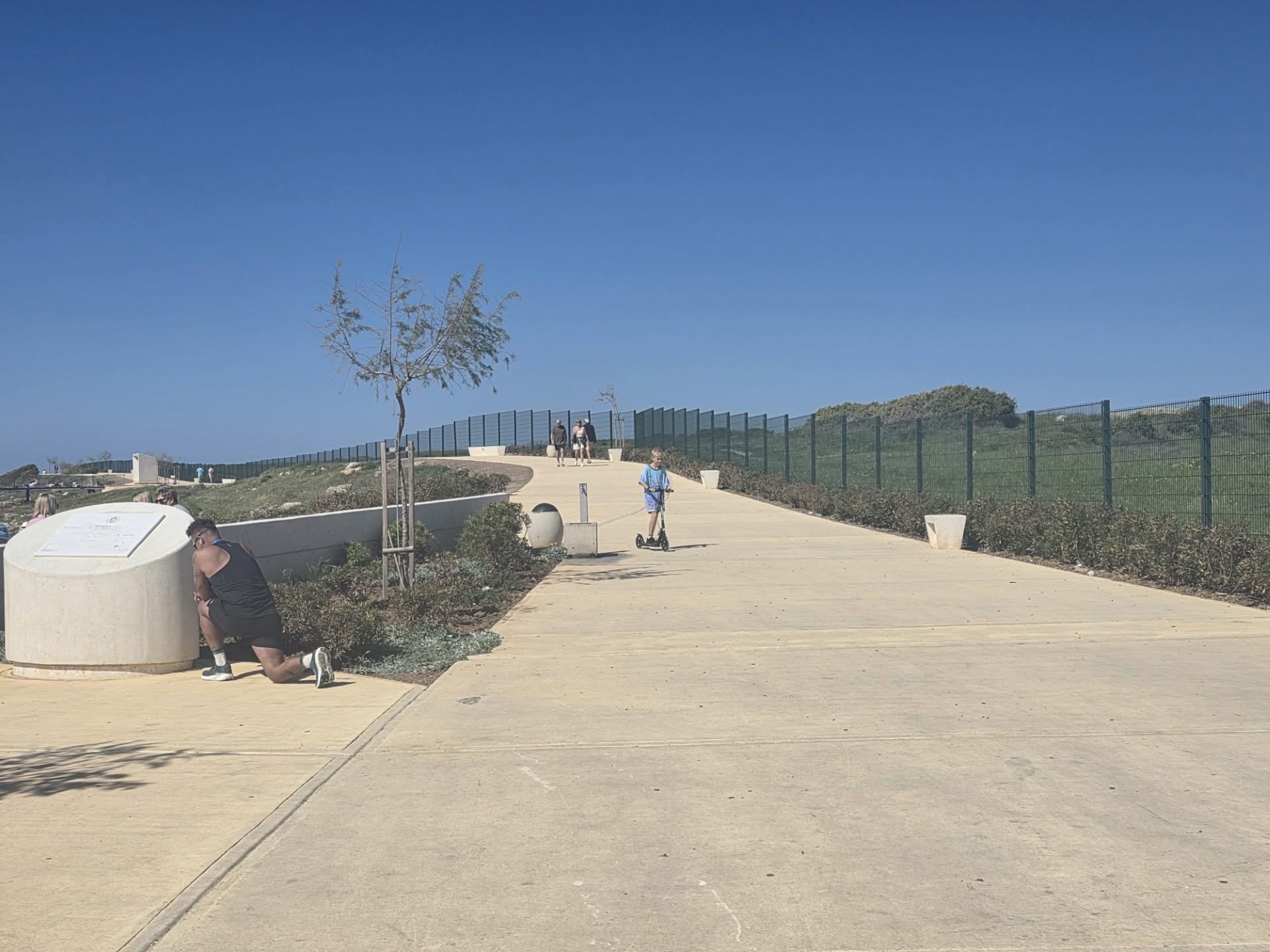 Περιοδεία του Δημαρχεύοντα και του Δημοτικού Συμβουλίου στο παραλιακό μέτωπο της Πάφου