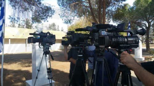 &Epsilon;&Sigma;&Kappa;: &Sigma;&tau;&eta; &Beta;&omicron;&upsilon;&lambda;ή &mu;&epsilon; &alpha;ί&tau;&eta;&mu;&alpha; &alpha;&upsilon;&tau;&epsilon;&pi;ά&gamma;&gamma;&epsilon;&lambda;&tau;&eta;&sigmaf; &epsilon;&xi;έ&tau;&alpha;&sigma;&eta;&sigmaf; &tau;&omicron; &theta;έ&mu;&alpha; &tau;&eta;&sigmaf; &delta;&eta;&mu;&omicron;&sigma;&iota;&omicron;&gamma;&rho;&alpha;&phi;&iota;&kappa;ή&sigmaf; &tau;&alpha;&upsilon;&tau;ό&tau;&eta;&tau;&alpha;&sigmaf;
