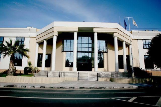 Στο Δικαστήριο οδηγείται η υπόθεση για φερόμενο βιασμό κατά του εν αργία Δημάρχου Πάφου, σύμφωνα με πληροφορίες