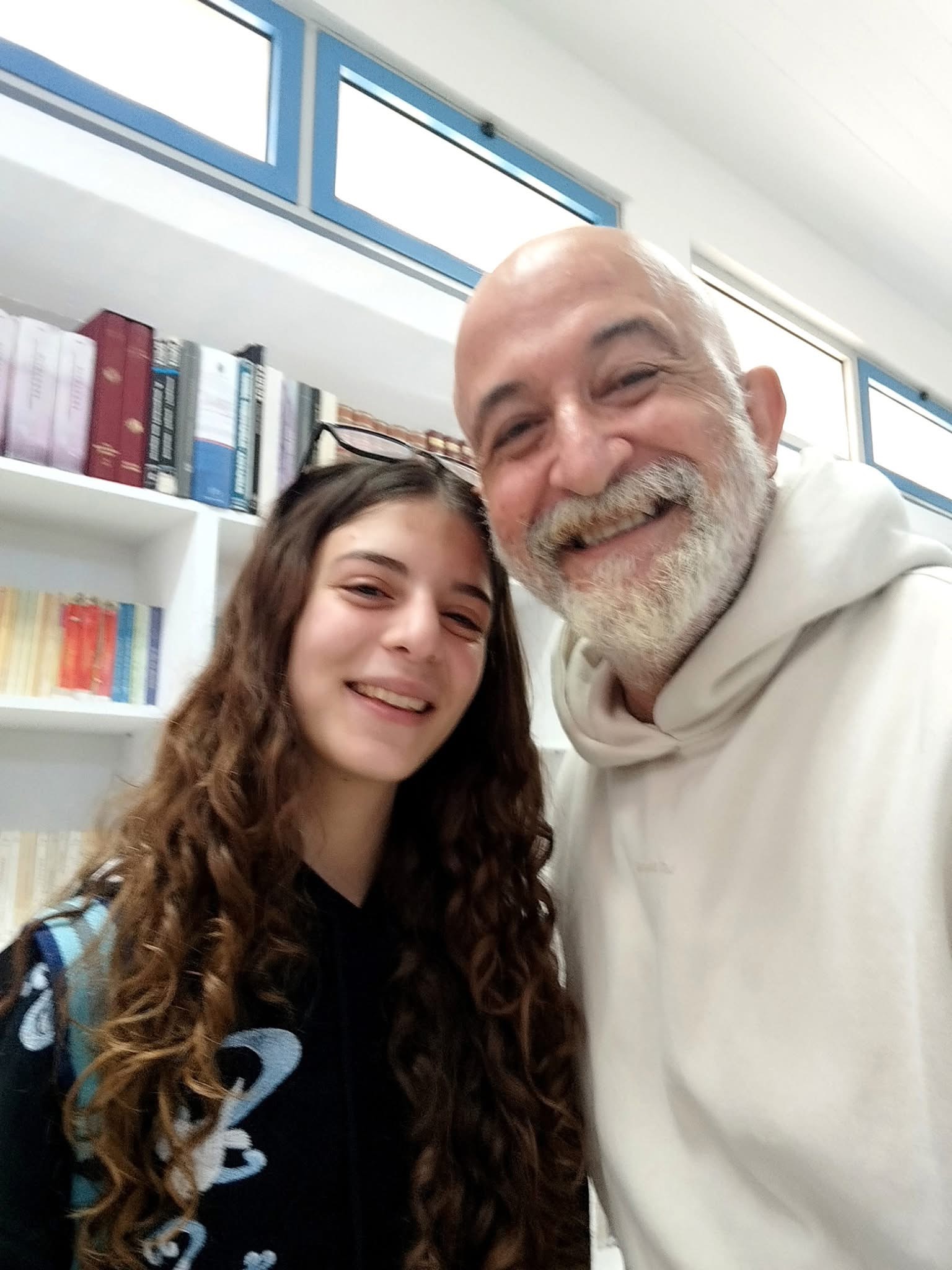 Η Άννα έκανε περήφανο το σχολείο της και την Πάφο: Πρωτιά με το ξεχωριστό έργο της