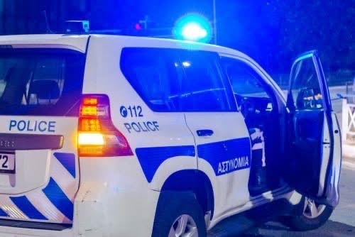 Οδική σύγκρουση στη Γεροσκήπου με μοτοσικλετιστή