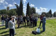 Μαθητές του Γυμνασίου Αγ. Θεοδώρου Πάφου καθάρισαν το Ιεροκήπειο Πάρκο στο πλαίσιο του προγράμματος «Οικολογικά Σχολεία»