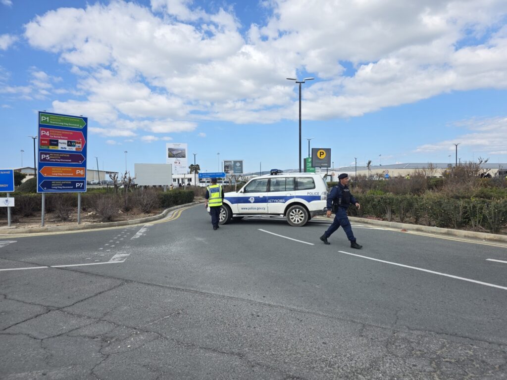 Αναστάτωση και φόβος σε κοινότητες και αερολιμένα Πάφου , εκκενώσεις, σύγχυση και καταγγελίες για ελλιπή ενημέρωση