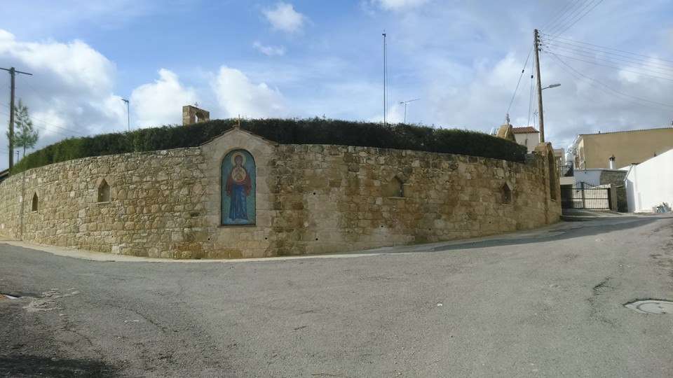 Κατάρρευση τοίχου στην Καλλέπεια λόγω έντονων βροχοπτώσεων