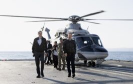 Εδώ θα είμαστε όποτε χρειαστεί για την Κύπρο, λέει ο Μητσοτάκης από τη φρεγάτα Κίμων