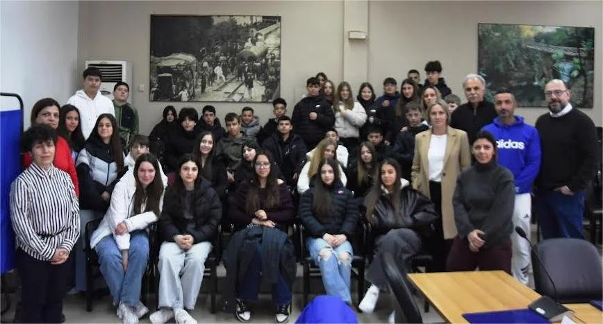 Στην παρέλαση της 25ης Μαρτίου στην Νάουσα συμμετείχαν μαθητές από την Πάφο