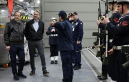 Επίσκεψη Μακρόν στο Charles de Gaulle και Χριστοδουλίδη - Μητσοτάκη στο Κίμων