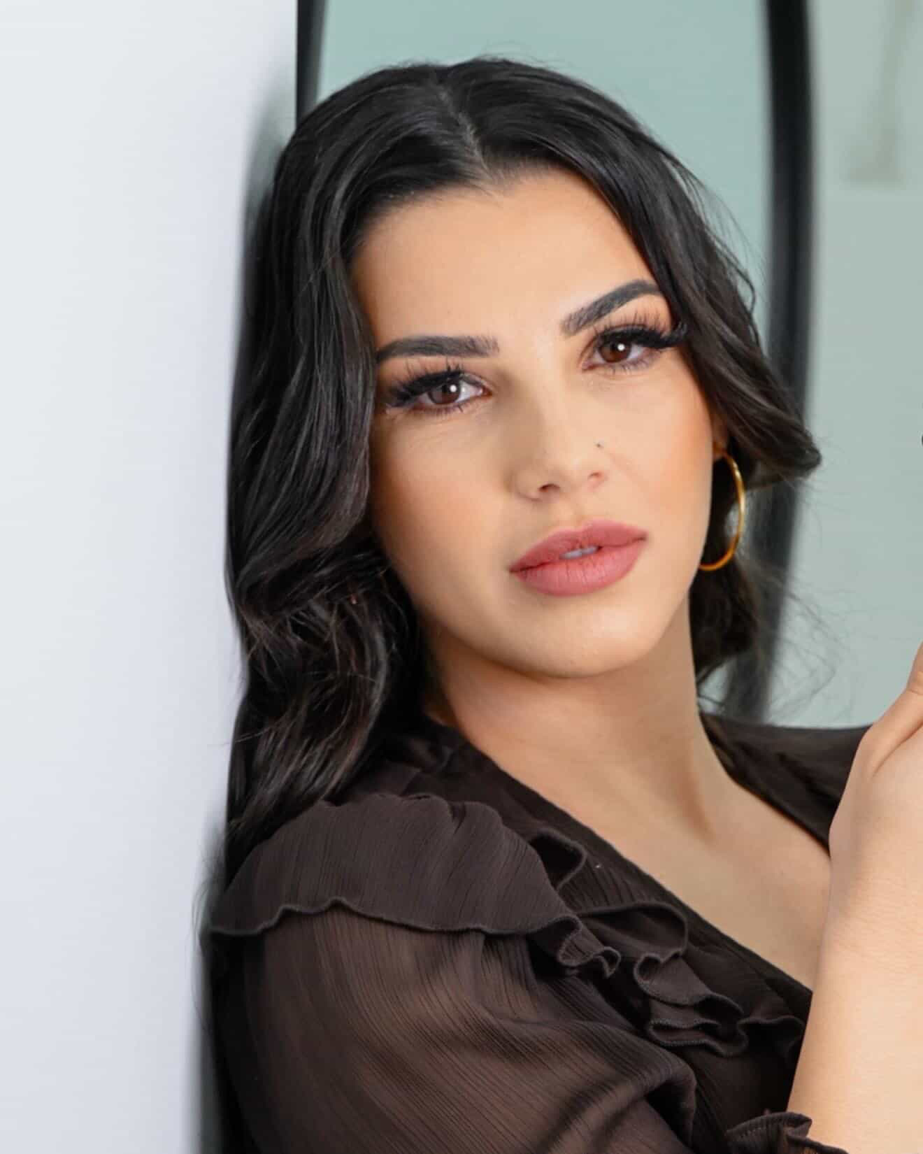 Σταυρίνα Χαραλάμπους: Η γνωστή content creator και belly dancer ετοιμάζει κάτι συναρπαστικό για τις γυναίκες