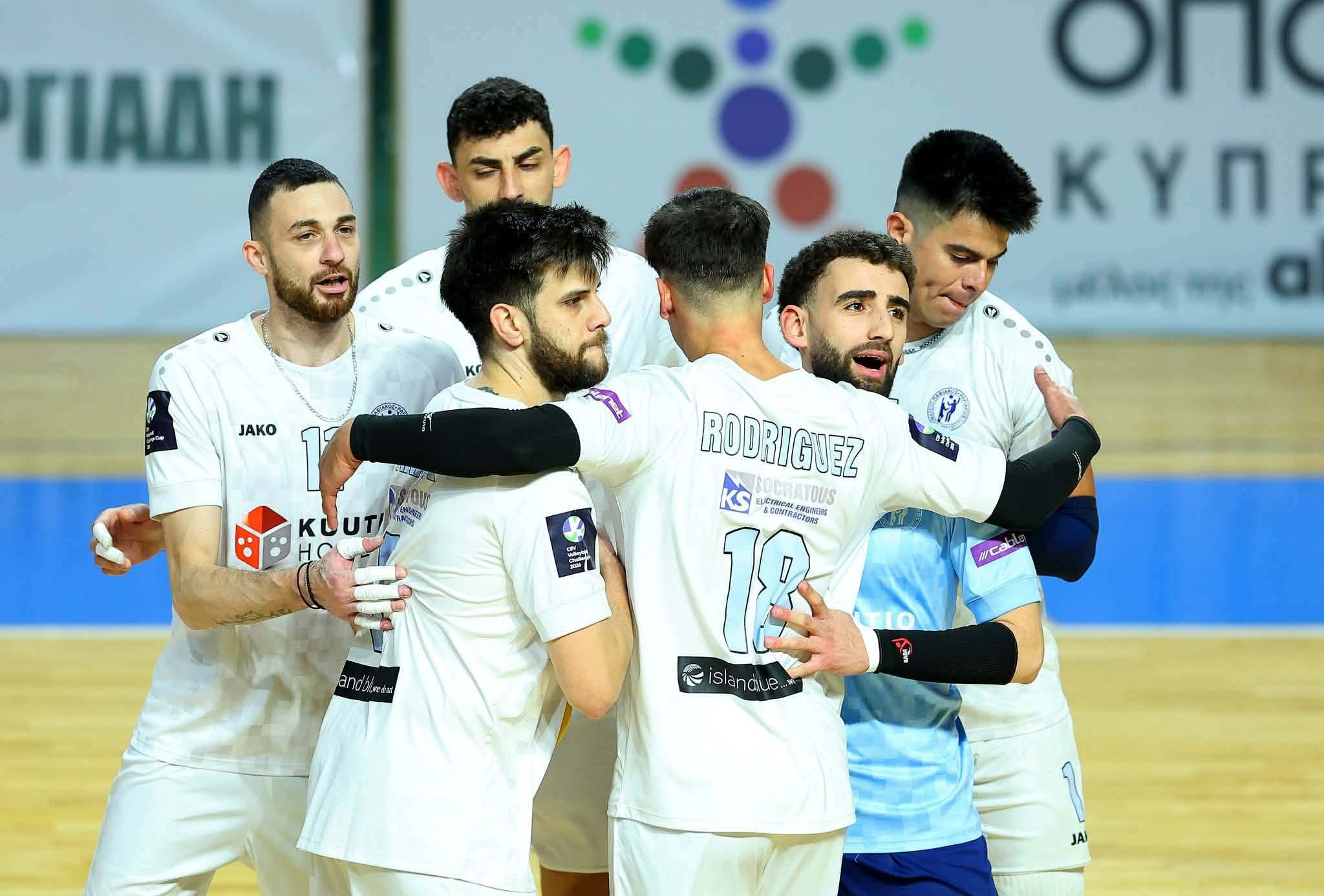 Στον μεγάλο τελικό