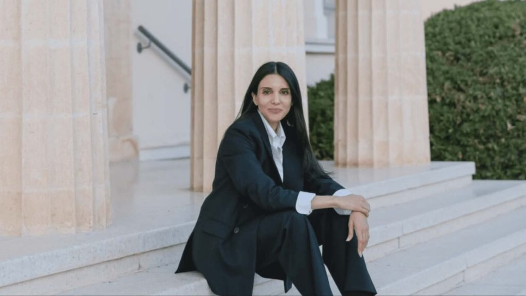 Νικολεττα Κωνσταντίνου: Γονικά Δικαιώματα και Εκσυγχρονισμός Νομοθεσίας