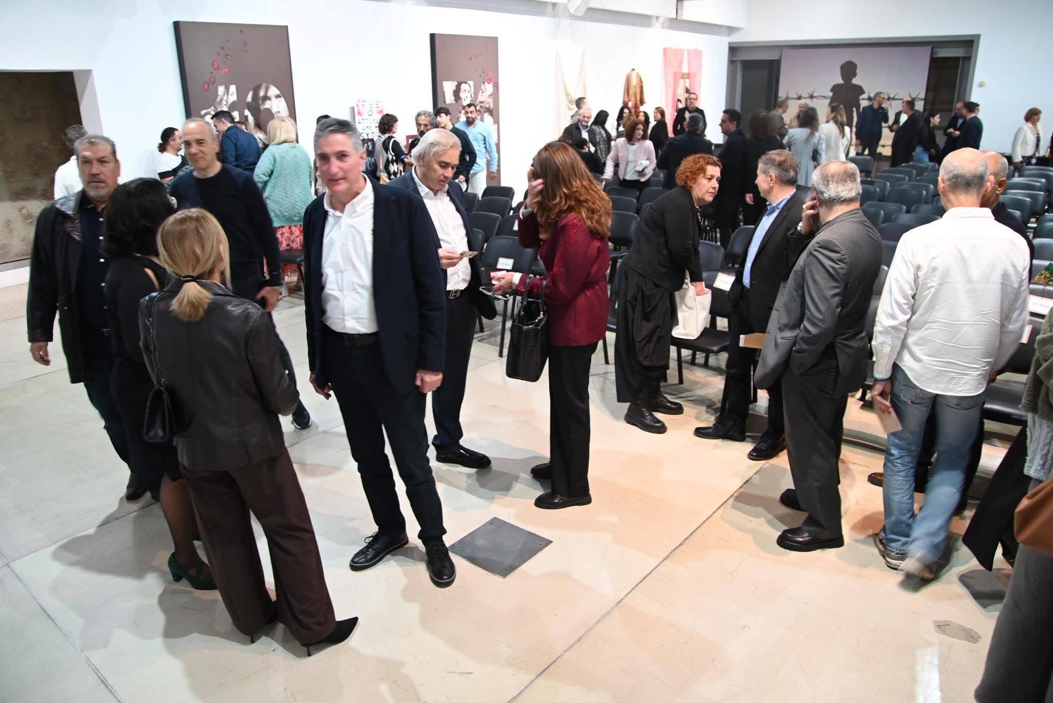 Εγκαινιάστηκε στην Πάφο έκθεση με αντικείμενα που διέσωσαν πρόσφυγες το 1974