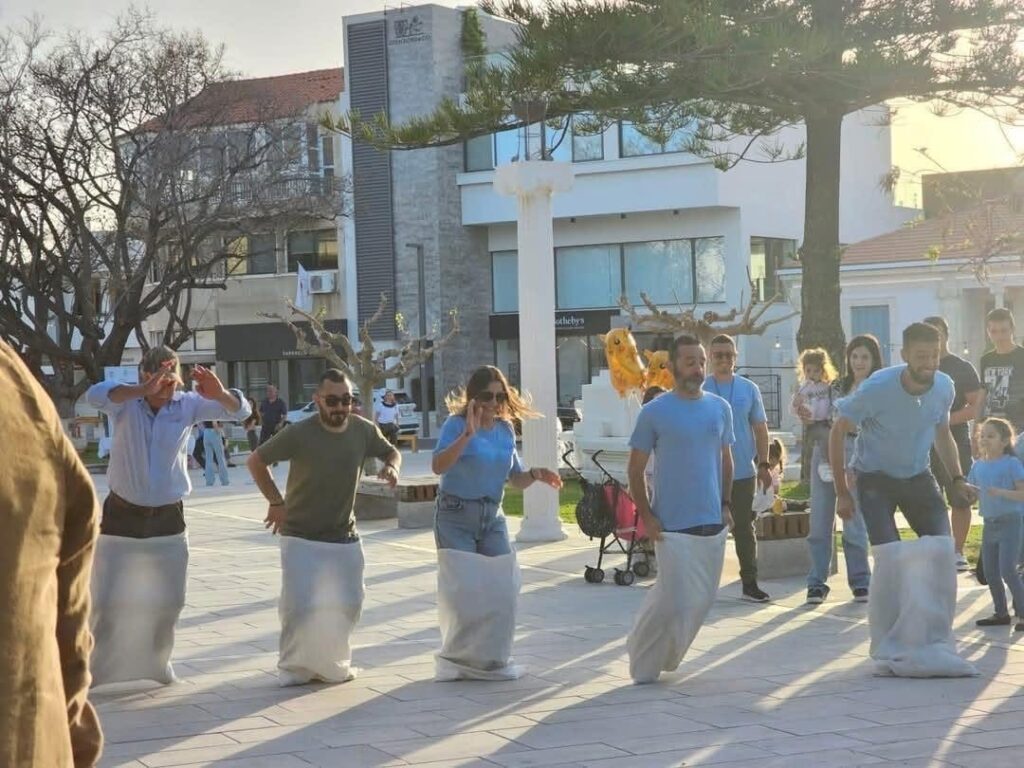 &Kappa;&omicron;&rho;&upsilon;&phi;ώ&nu;&epsilon;&tau;&alpha;&iota; &eta; &epsilon;&kappa;&sigma;&tau;&rho;&alpha;&tau;&epsilon;ί&alpha; &alpha;&pi;ό &Epsilon;&Tau;&Alpha;&Pi; &Pi;ά&phi;&omicron;&upsilon; &gamma;&iota;&alpha; &tau;&omicron; &Pi;ά&sigma;&chi;&alpha;