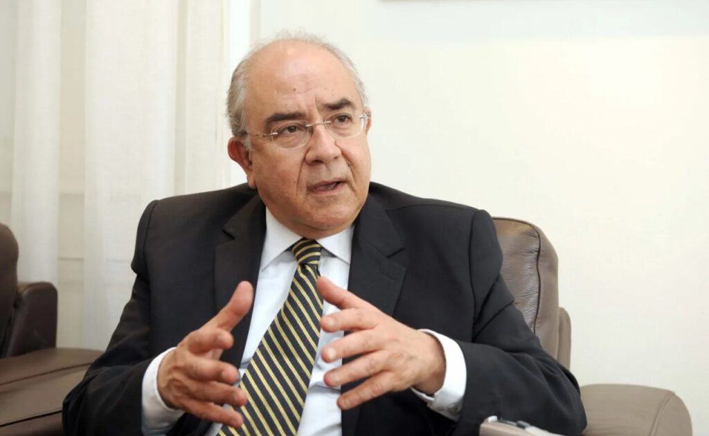 &Gamma;.&Omicron;&Mu;&Eta;&Rho;&Omicron;&Upsilon;: &Alpha;&Kappa;&Rho;&Iota;&Beta;&Omega;&Sigma; &Omicron;&Phi;&Epsilon;&Iota;&Lambda;&Omicron;&Upsilon;&Nu; &Omicron;&Iota; &Beta;&Rho;&Epsilon;&Tau;&Alpha;&Nu;&Omicron;&Iota; &Pi;&Rho;&Omicron;&Sigma; &Tau;&Eta;&Nu; &Kappa;&Upsilon;&Pi;&Rho;&Omicron;