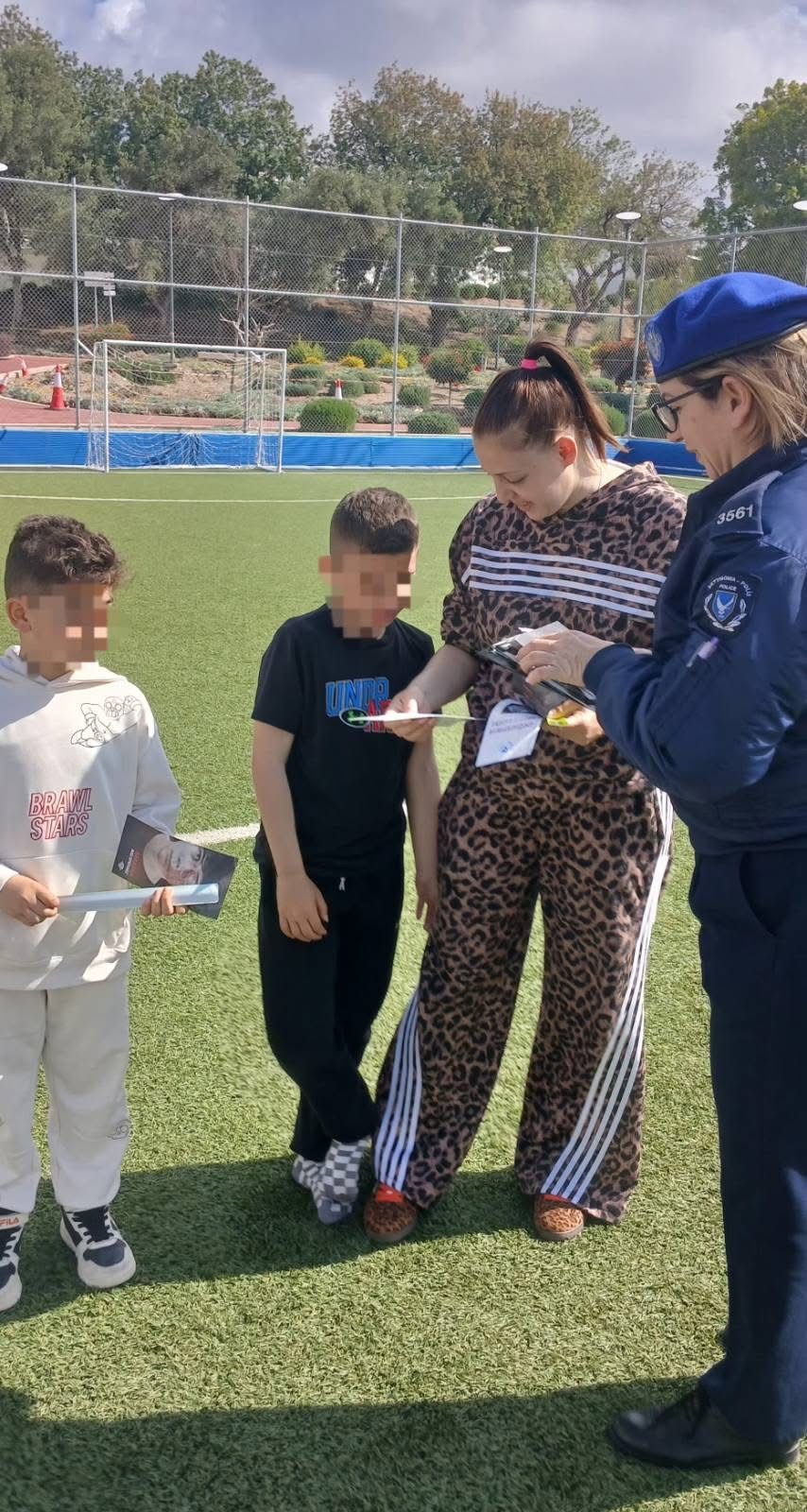 Συνεχίζονται οι ενημερωτικές δράσεις της Αστυνομίας σχετικά με την πρόληψη χρήσης κροτίδων και νεανικής παραβατικότητας, ενόψει των εορτών του Πάσχα