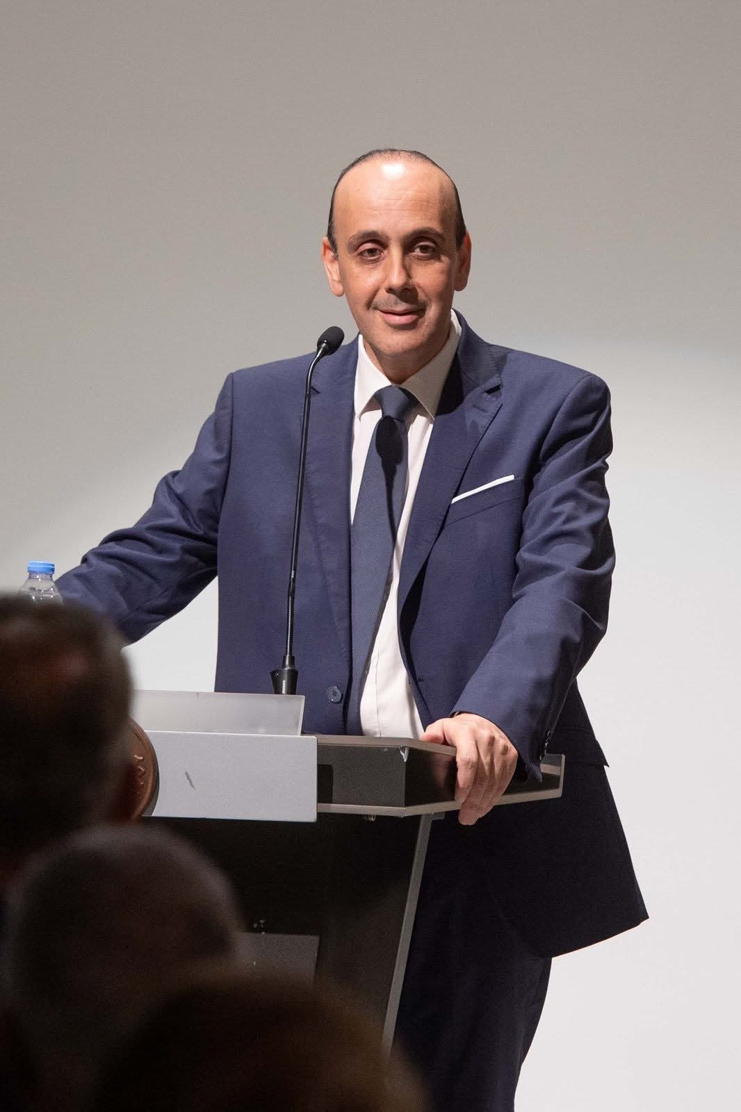 Στοχοποίηση και «πόλεμο» καταγγέλλει ο εν αργία Δήμαρχος Πάφου Φ. Φαίδωνος