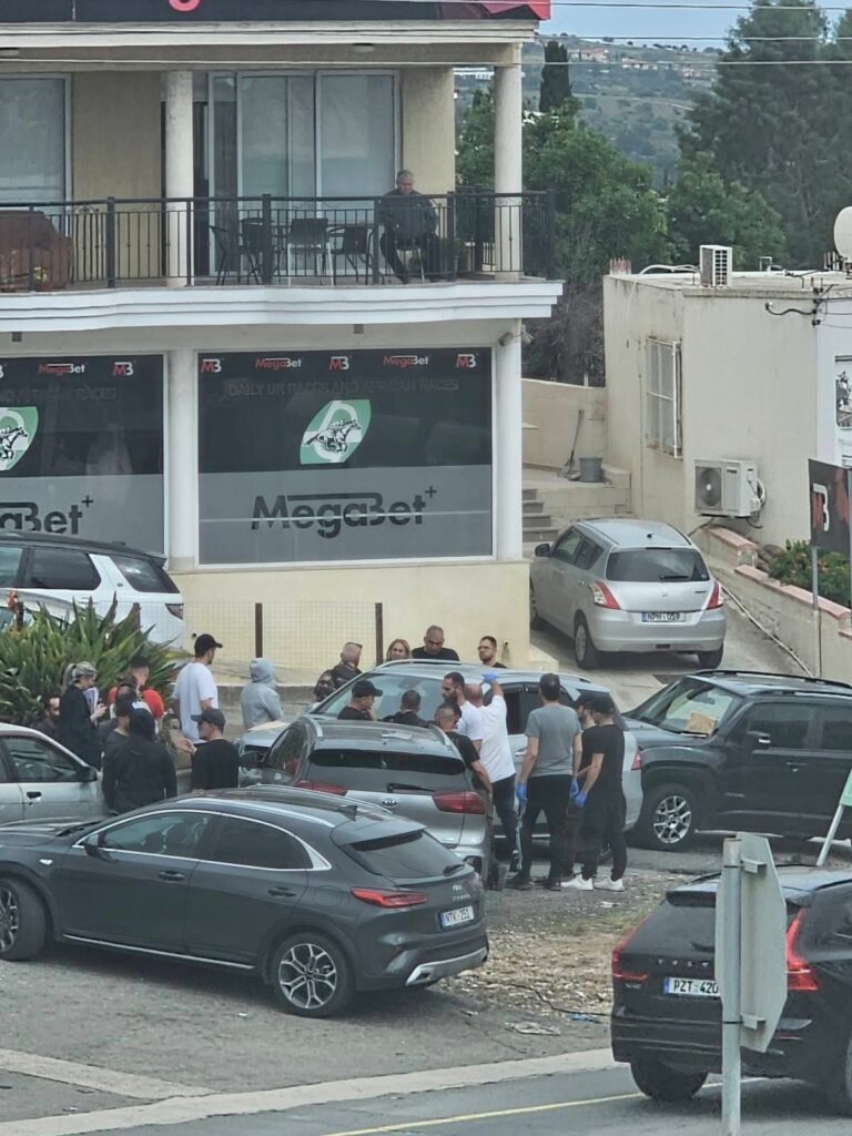 &Sigma;ύ&lambda;&lambda;&eta;&psi;&eta; &tau;&epsilon;&sigma;&sigma;ά&rho;&omega;&nu; &pi;&rho;&omicron;&sigma;ώ&pi;&omega;&nu; &gamma;&iota;&alpha; &kappa;&alpha;&tau;&omicron;&chi;ή &nu;&alpha;&rho;&kappa;&omega;&tau;&iota;&kappa;ώ&nu; &omicron;&upsilon;&sigma;&iota;ώ&nu;