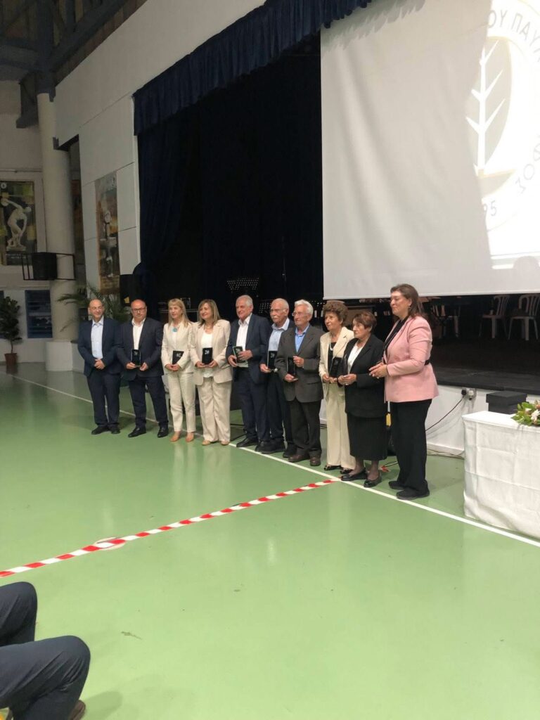 &Epsilon;&pi;&epsilon;&tau;&epsilon;&iota;&alpha;&kappa;ή &epsilon;&kappa;&delta;ή&lambda;&omega;&sigma;&eta; &gamma;&iota;&alpha; &tau;&alpha; 30&chi;&rho;&omicron;&nu;&alpha; &alpha;&pi;ό ί&delta;&rho;&upsilon;&sigma;&eta; &tau;&omicron;&upsilon; &Gamma;&upsilon;&mu;&nu;&alpha;&sigma;ί&omicron;&upsilon; &Alpha;&pi;&omicron;&sigma;&tau;ό&lambda;&omicron;&upsilon; &Pi;&alpha;ύ&lambda;&omicron;&upsilon; &Pi;ά&phi;&omicron;&upsilon;
