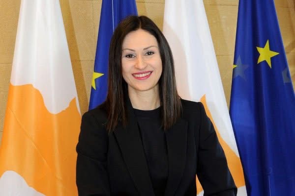 Μέτρα και σχέδια στήριξης για τους αλιείς, είπε η Υπουργός Γεωργίας