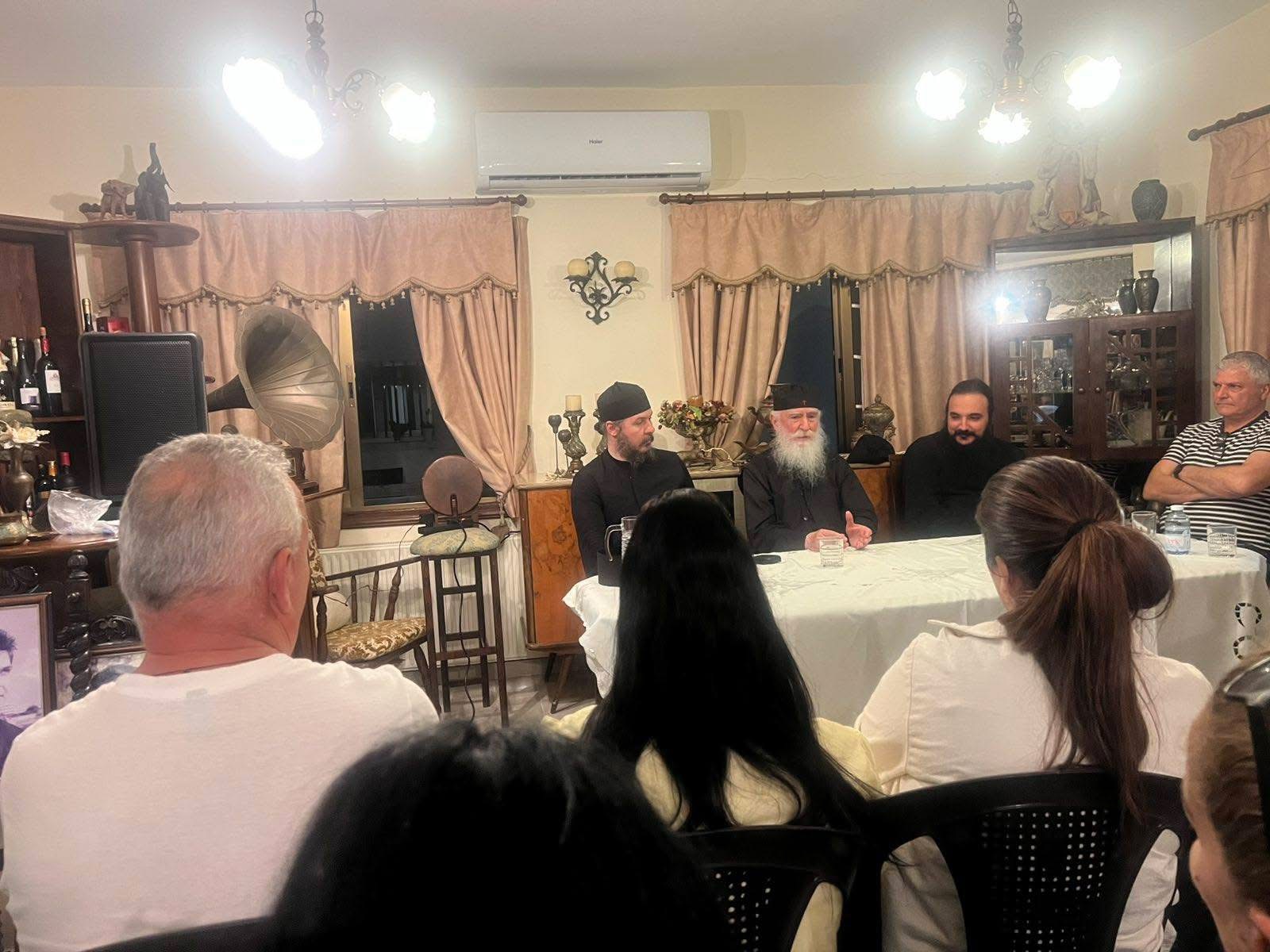 «Ο Γέροντας Νίκων του Αγίου Όρους συγκίνησε τους πιστούς στην Πάφο»