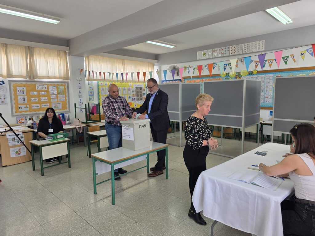Ά&sigma;&kappa;&eta;&sigma;&epsilon; &tau;&omicron; &epsilon;&kappa;&lambda;&omicron;&gamma;&iota;&kappa;ό &tau;&omicron;&upsilon; &delta;&iota;&kappa;&alpha;ί&omega;&mu;&alpha; &omicron; &Delta;ή&mu;&alpha;&rho;&chi;&omicron;&sigmaf; &Iota;&epsilon;&rho;&omicron;&kappa;&eta;&pi;ί&alpha;&sigmaf; &Nu;ί&kappa;&omicron;&sigmaf; &Pi;&alpha;&lambda;&iota;ό&sigmaf;