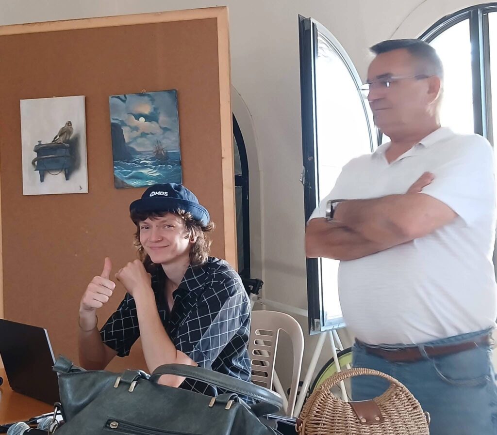 &laquo;&Mu;&eta;&nu;ύ&mu;&alpha;&tau;&alpha; &epsilon;&lambda;&pi;ί&delta;&alpha;&sigmaf; &kappa;&alpha;&iota; &alpha;&nu;&theta;&rho;&omega;&pi;&iota;ά&sigmaf; &sigma;&tau;&eta;&nu; &pi;&rho;&epsilon;&mu;&iota;έ&rho;&alpha; &tau;&omicron;&upsilon; &nu;&tau;&omicron;&kappa;&iota;&mu;&alpha;&nu;&tau;έ&rho; &ldquo;&Gamma;&epsilon;&iota;&alpha; &sigma;&omicron;&upsilon;, &epsilon;ί&mu;&alpha;&iota; &eta; &Lambda;ί&zeta;&alpha;&rdquo; &sigma;&tau;