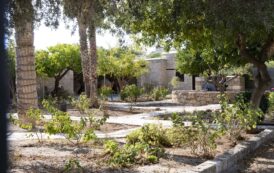 Τραγουδώ και πλάθω με πηλό……. τα παραδοσιακά τραγούδια του τόπου μου!!
