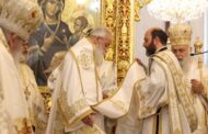 Χειροτονία Γρηγορίου στη Λευκωσία: «Άξιος» εντός ναού, αντιδράσεις εκτός με φόντο την υπόθεση Τυχικού