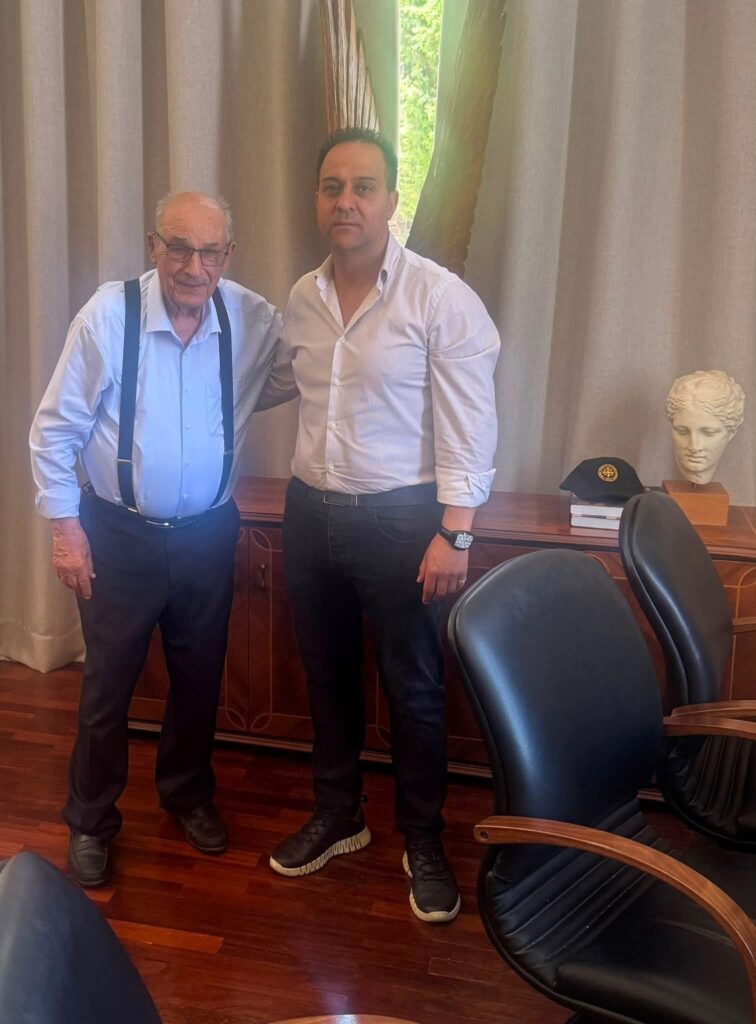 Με τον παιδίατρο Τάκη Μιχαηλίδη συναντήθηκε ο Δημαρχεύων Πάφου:«Η προσφορά του αποτελεί σημείο αναφοράς για την πόλη»