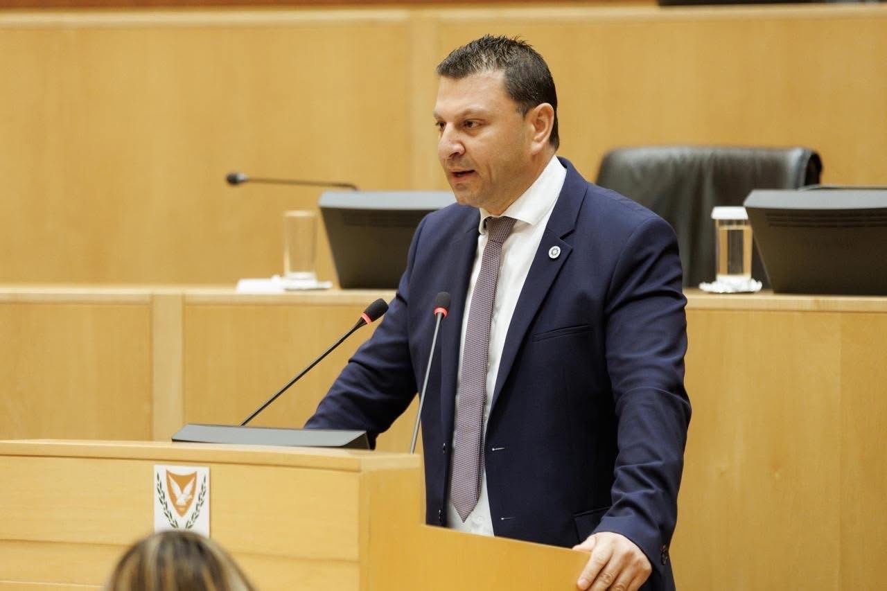 ΔΗΣΥ: Ζητεί αυστηρή εποπτεία στις ψηφιακές πλατφόρμες μεταφοράς  και  «Ίση εφαρμογή της νομοθεσίας για όλους»