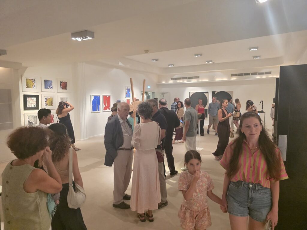 «Temporary Forever»: Η σύγχρονη τέχνη συναντά το καλοκαίρι στην Πάφο