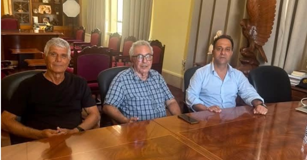 Δωρεά ιστορικού αρχείου πρώην Δημάρχου Χρ. Γαλατόπουλου στον Δήμο Πάφου