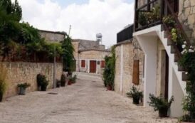Χρηματοδότηση για δενδροφύτευση στη Λάσα από Γραφείο Επιτρόπου Περιβάλλοντος